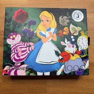 Disney Alice in Wonderland Puzzle - 1000 Pieces